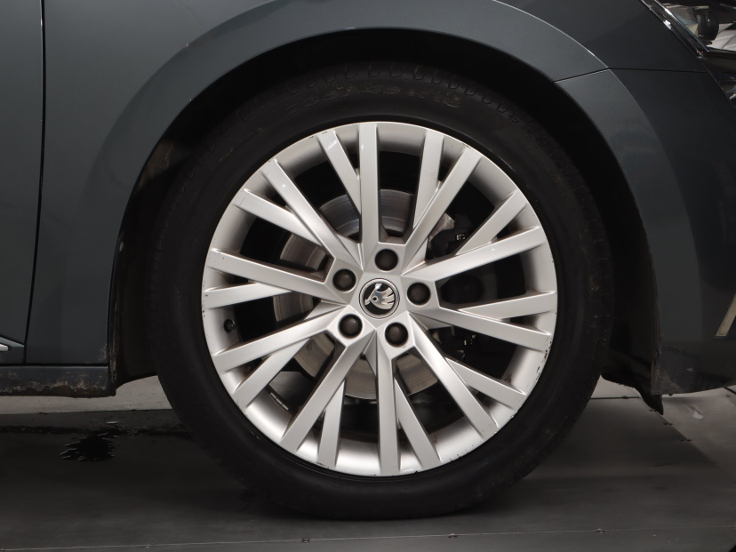 Škoda Superb, 2019