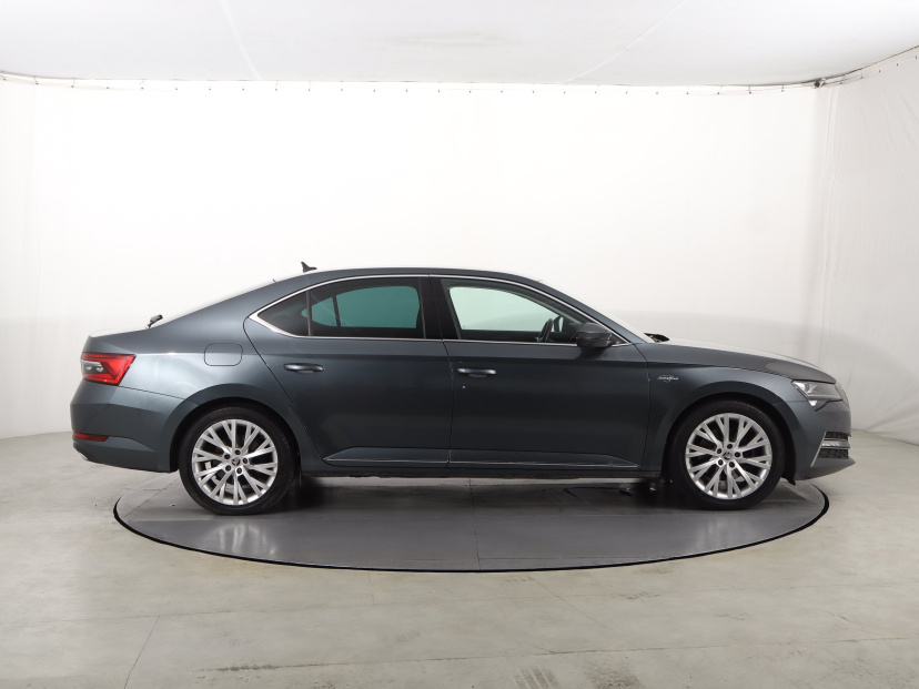 Škoda Superb, 2019