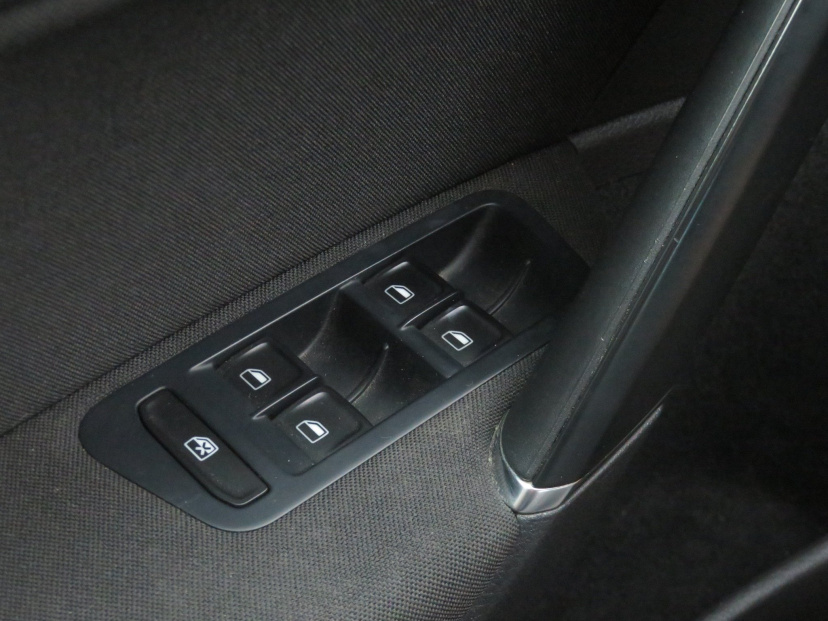 Volkswagen Golf, 2014