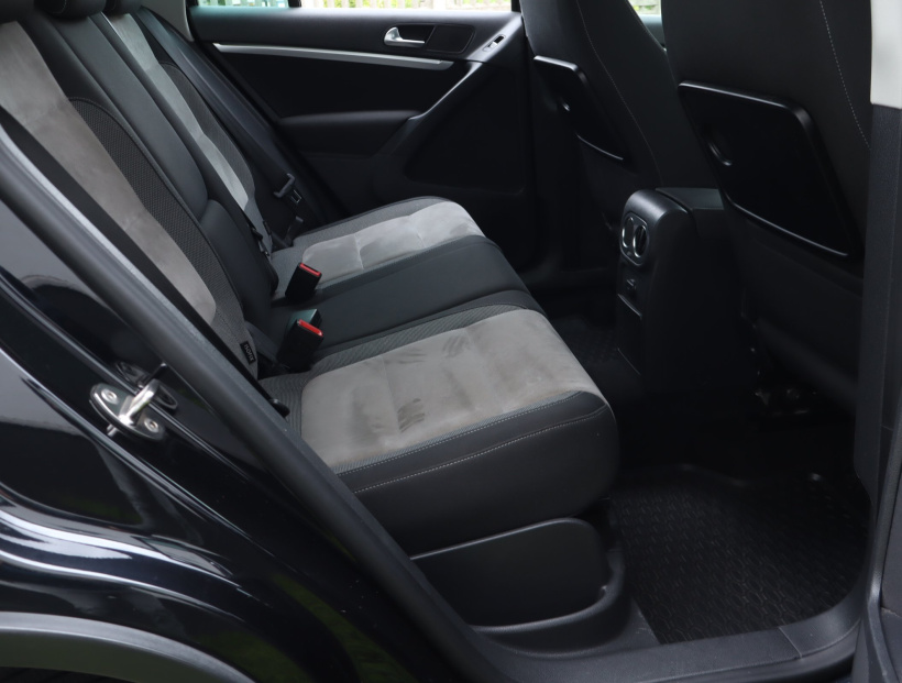 Volkswagen Tiguan, 2013