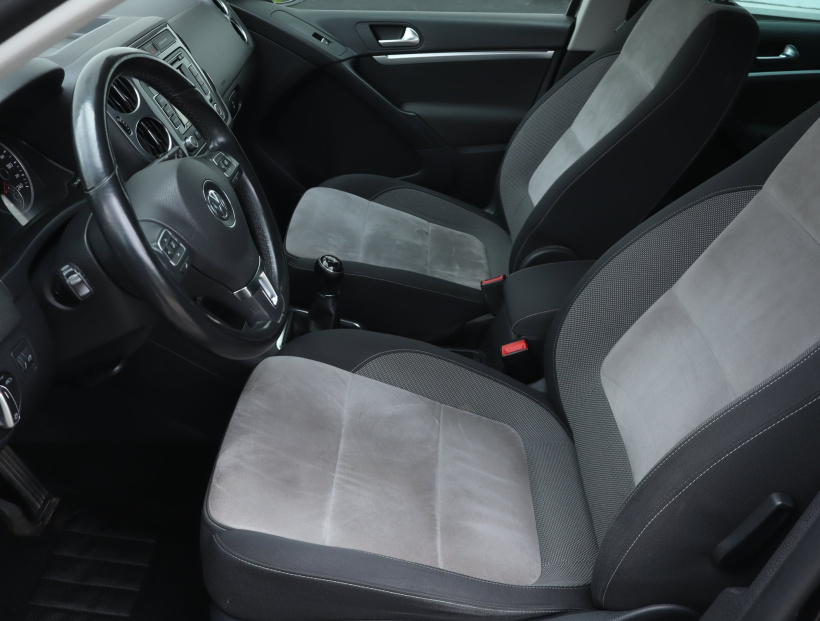 Volkswagen Tiguan, 2013