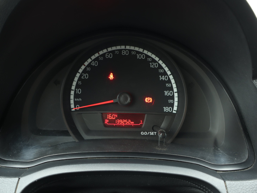 Volkswagen Up!, 2012