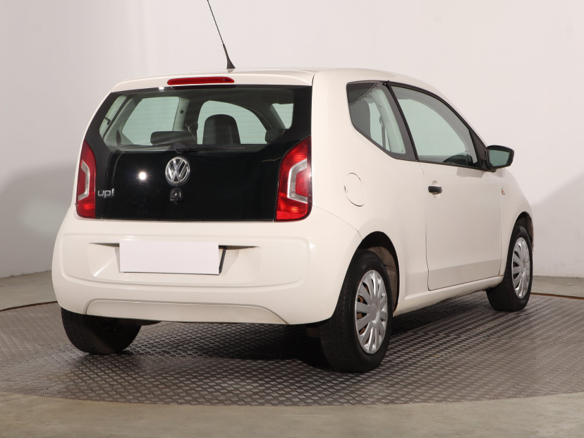 Volkswagen Up!, 2012