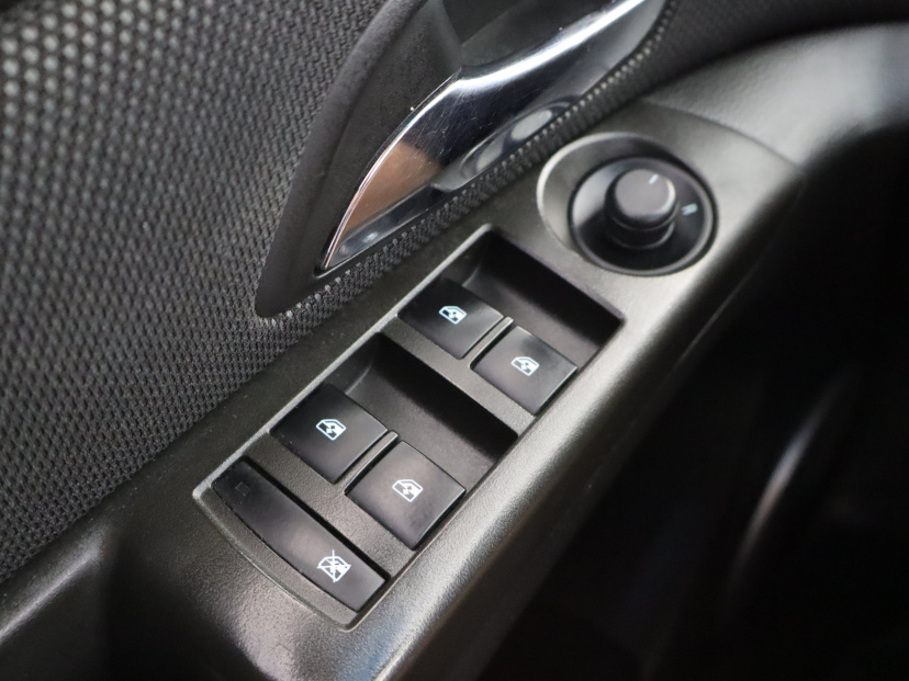 Chevrolet Cruze, 2013