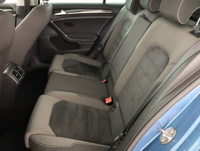 Volkswagen Golf, 2013