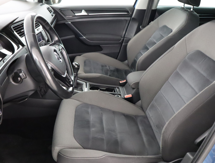 Volkswagen Golf, 2013