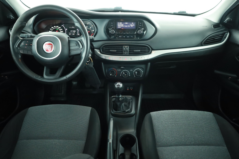 Fiat Tipo, 2016