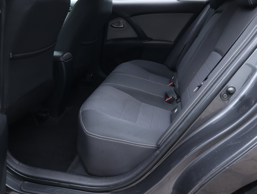 Toyota Avensis, 2015