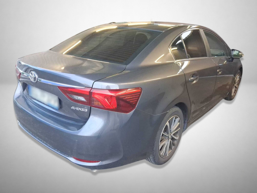 Toyota Avensis, 2015