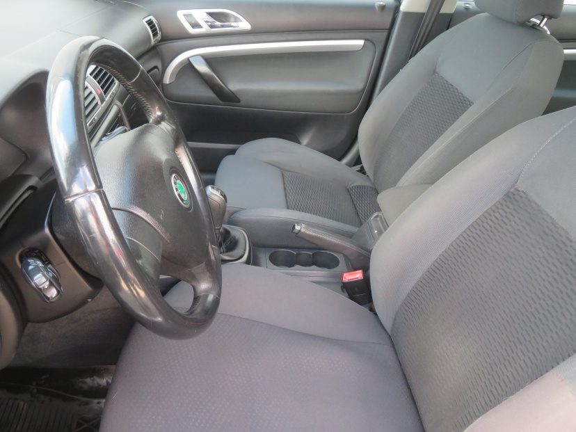 Škoda Superb, 2008