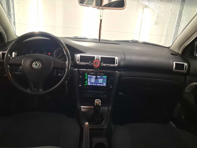 Škoda Superb, 2008