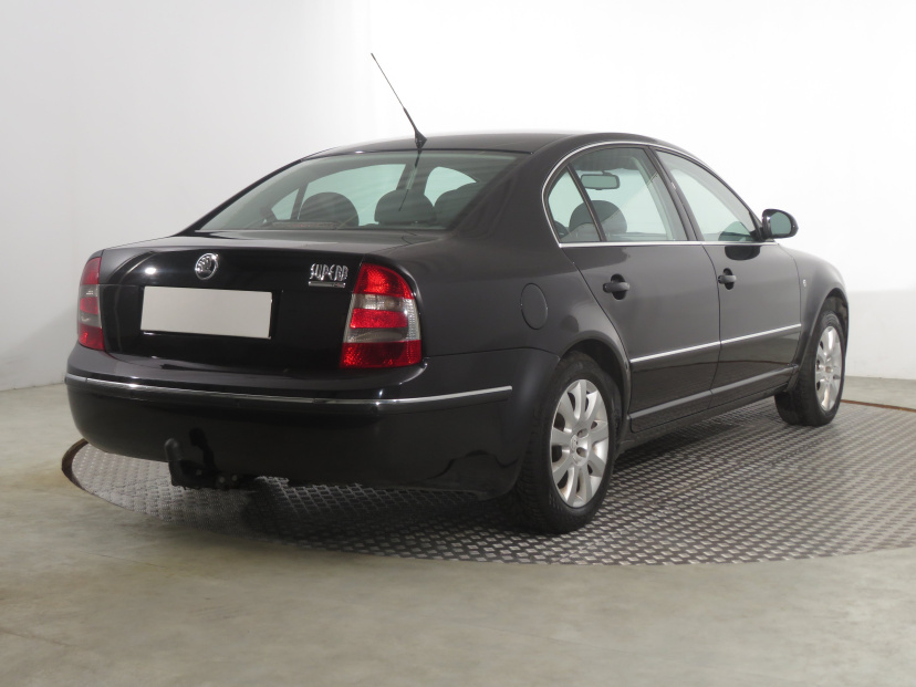 Škoda Superb, 2008