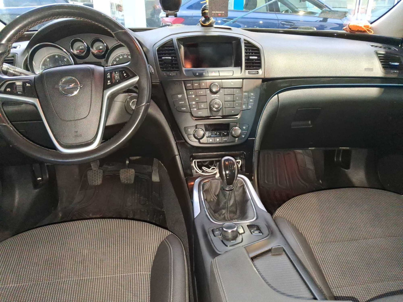 Opel Insignia, 2010
