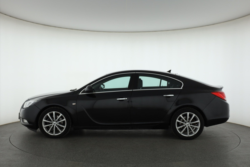Opel Insignia, 2010