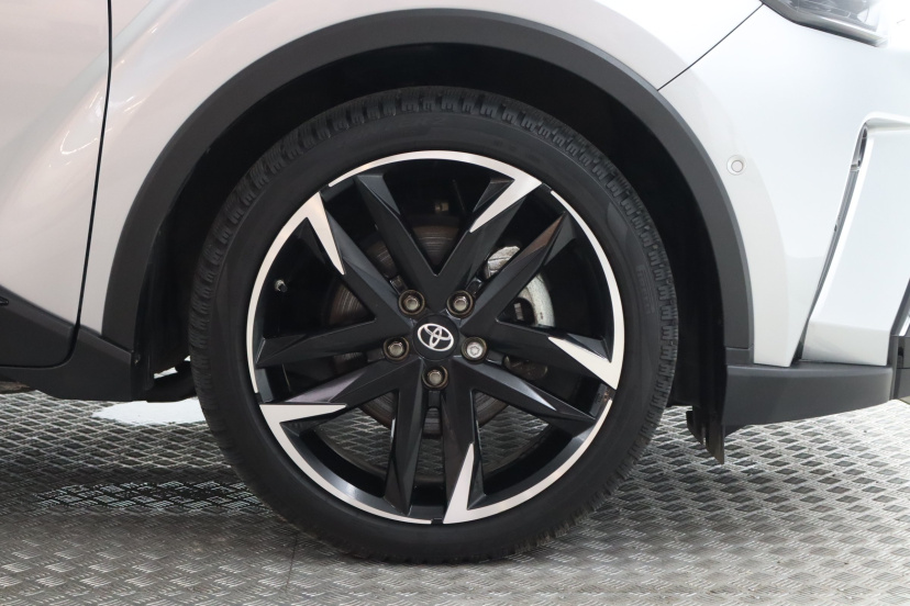 Toyota C-HR, 2022