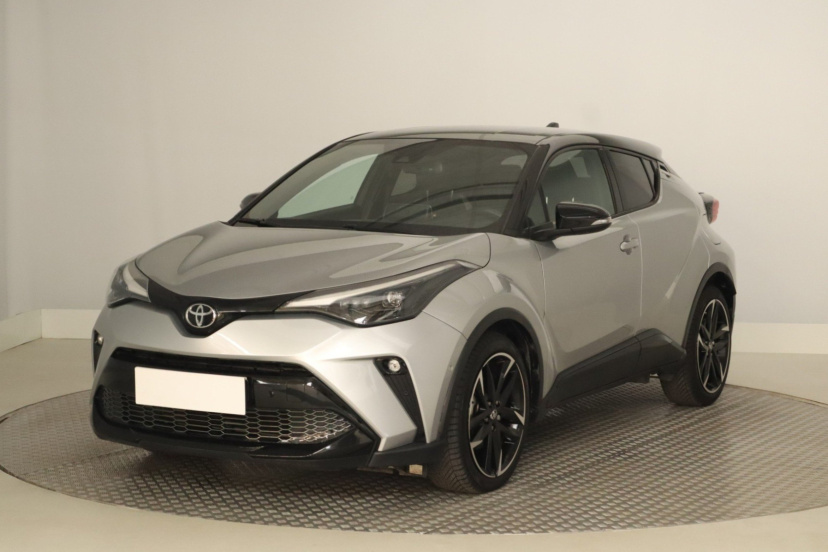 Toyota C-HR, 2022