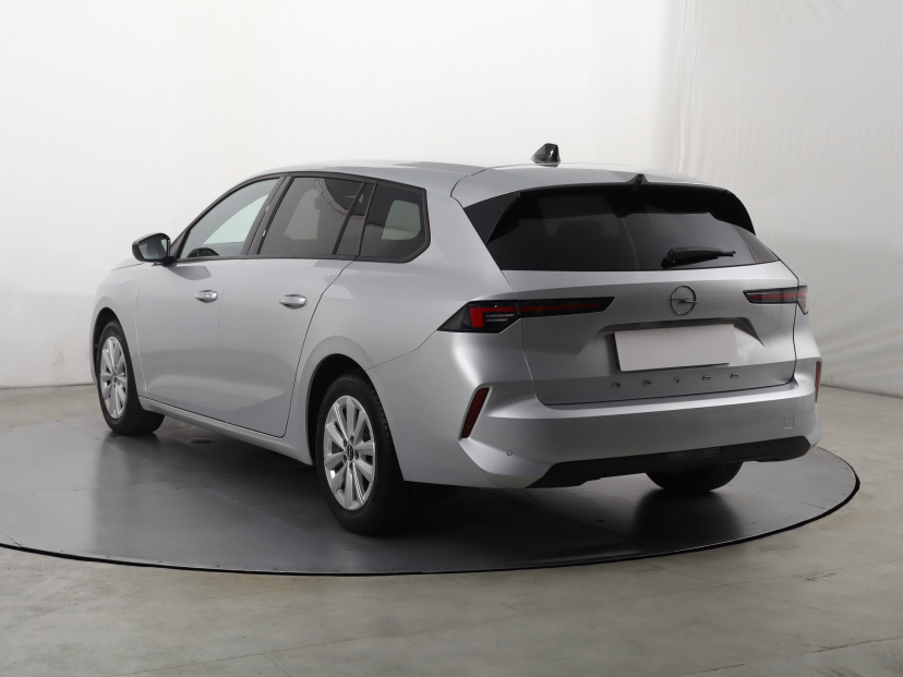 Opel Astra, 2024
