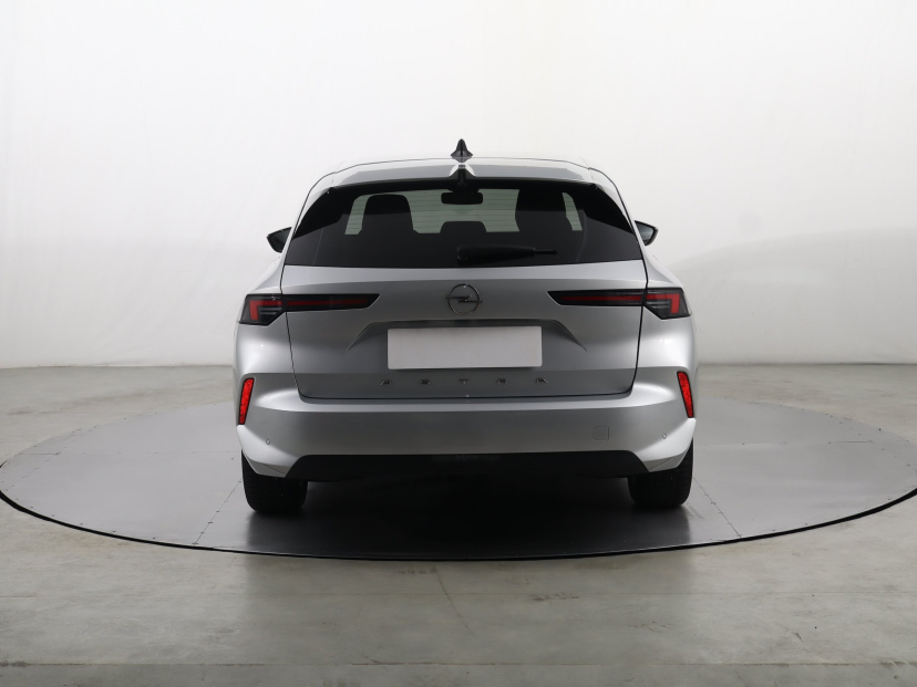 Opel Astra, 2024