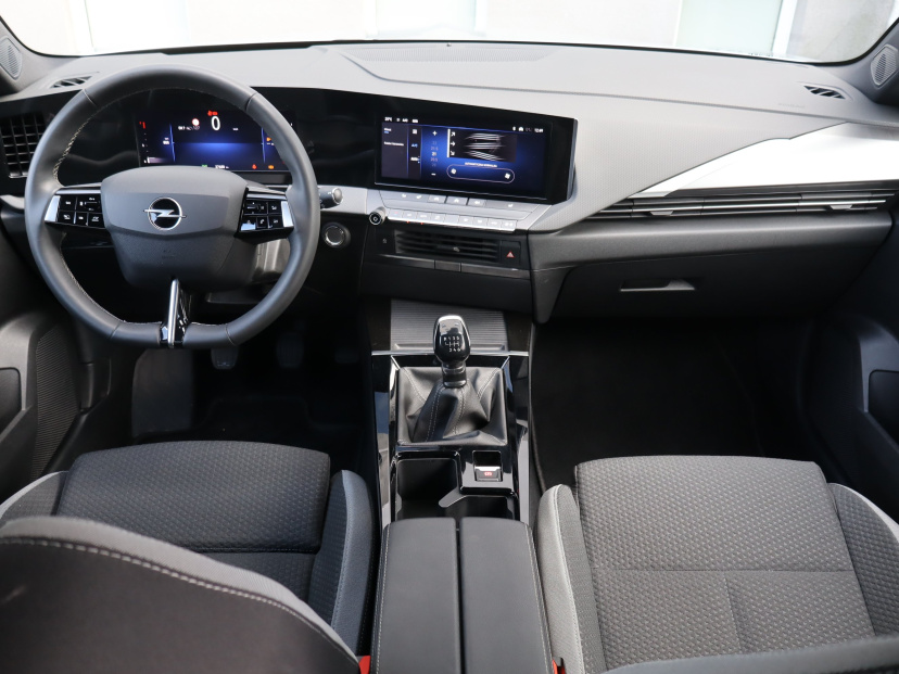 Opel Astra, 2024