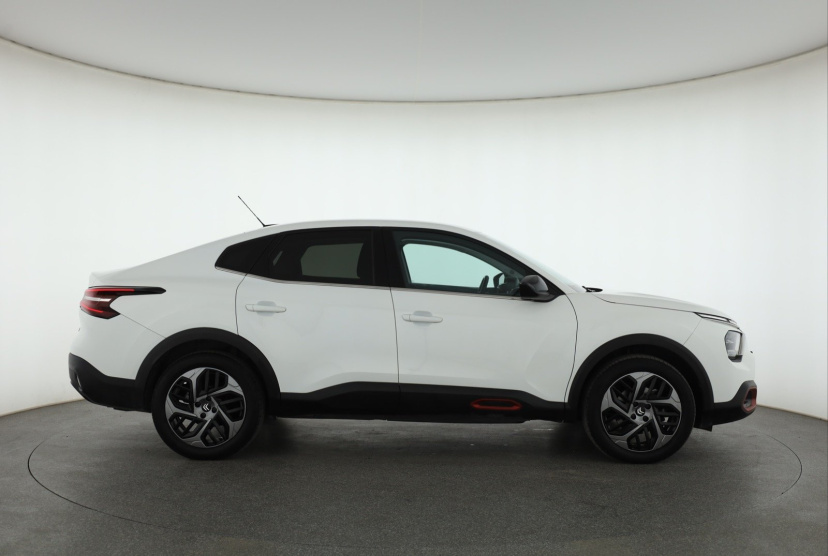 Citroen C4 X, 2023