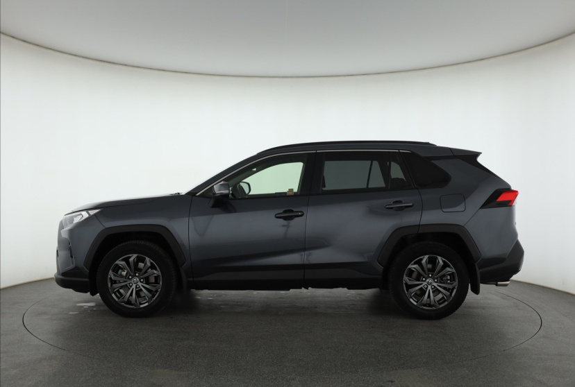 Toyota RAV 4, 2022