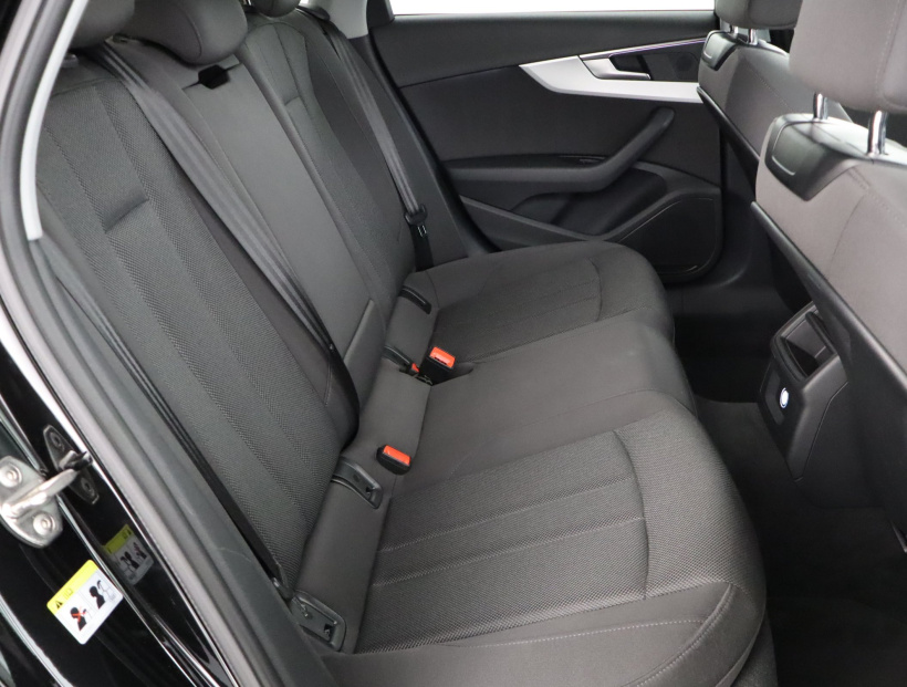 Audi A4, 2018