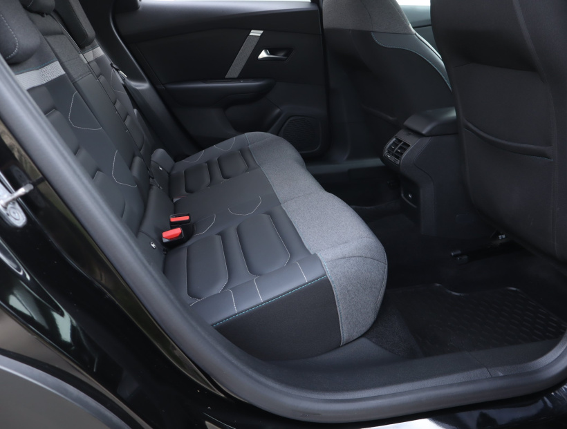 Citroen C4 X, 2023