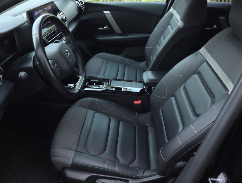 Citroen C4 X, 2023