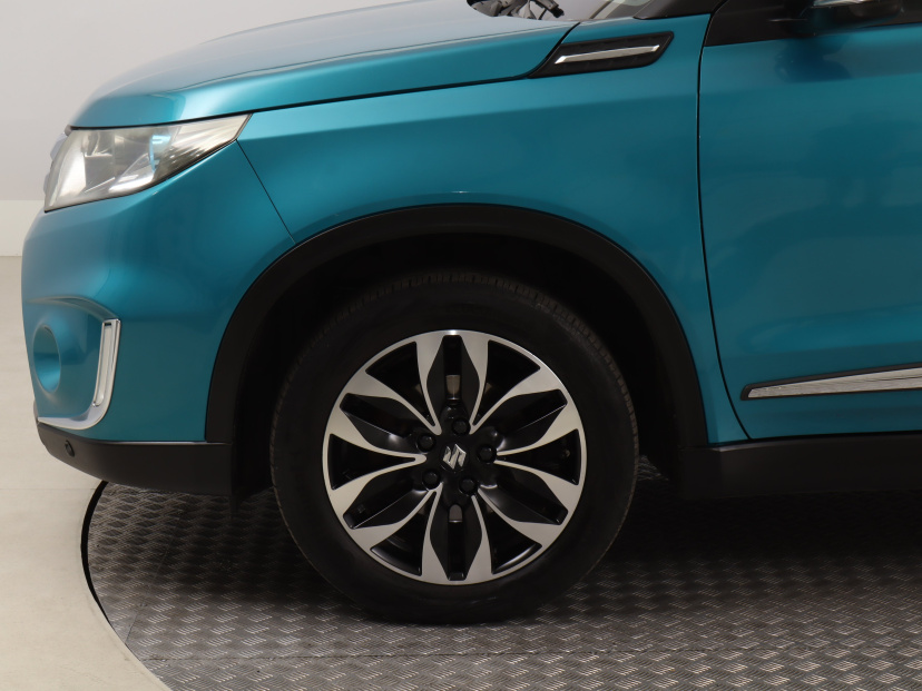Suzuki Vitara, 2015