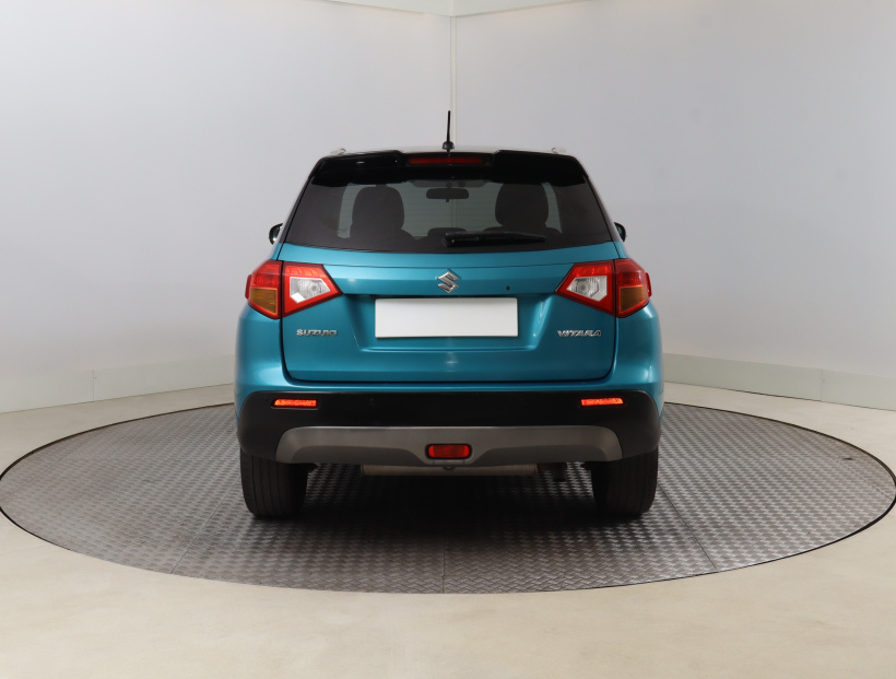 Suzuki Vitara, 2015