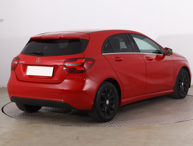 Mercedes-Benz A, 2016