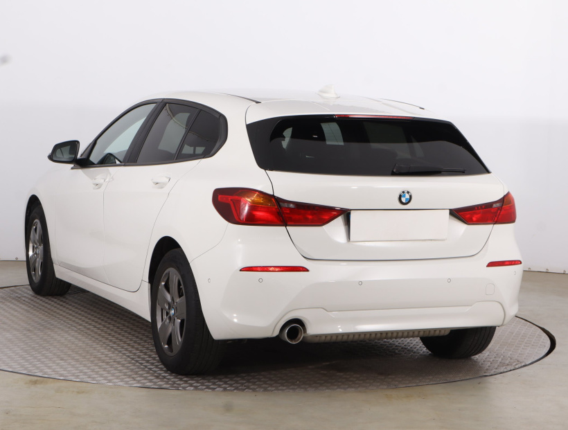 BMW 1, 2021