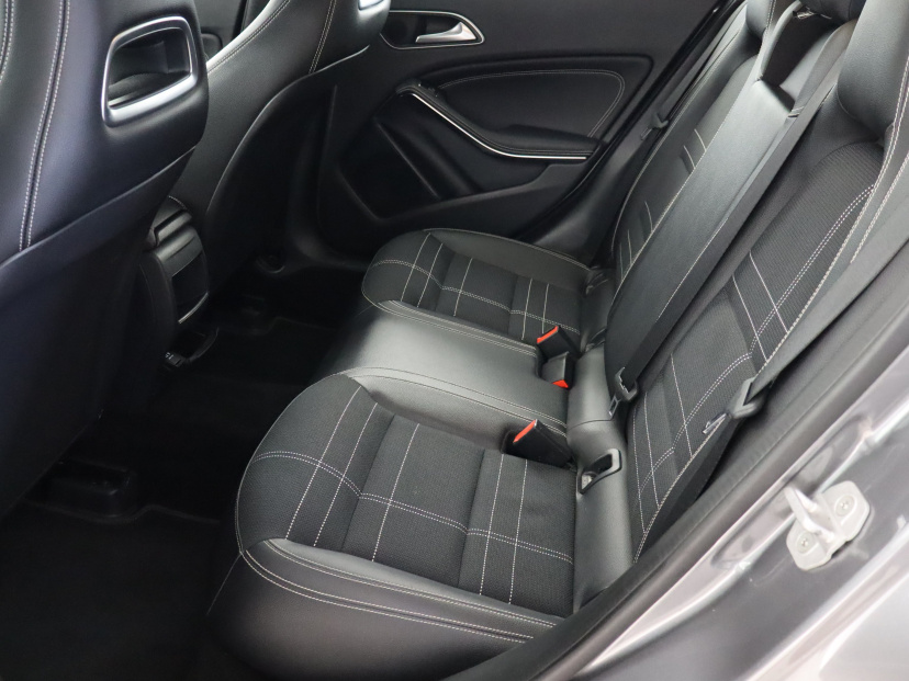 Mercedes-Benz GLA, 2016