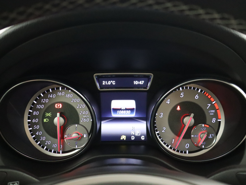 Mercedes-Benz GLA, 2016
