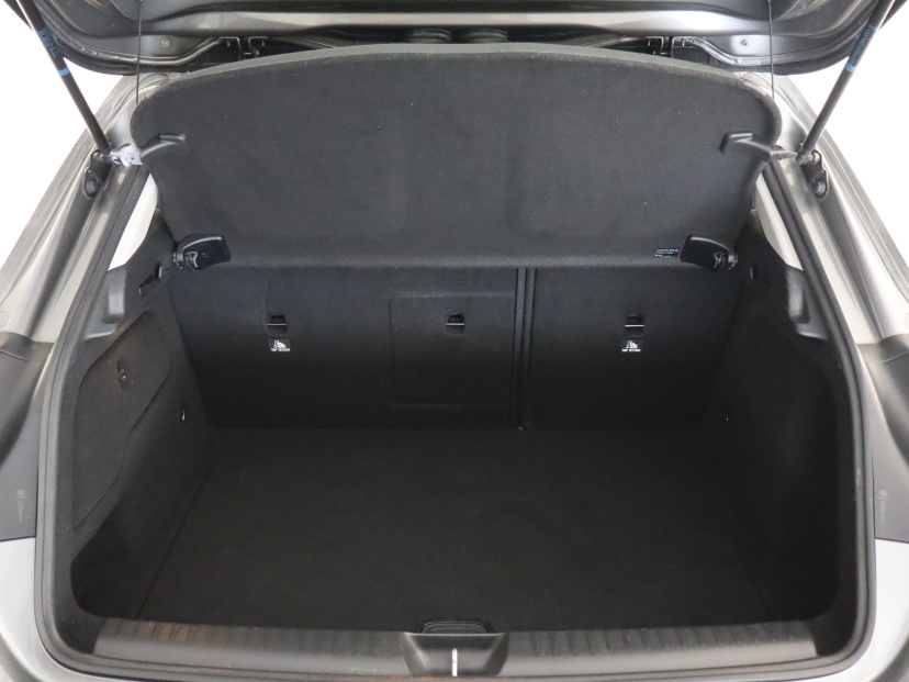 Mercedes-Benz GLA, 2016