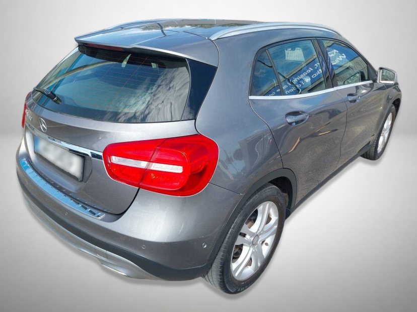 Mercedes-Benz GLA, 2016