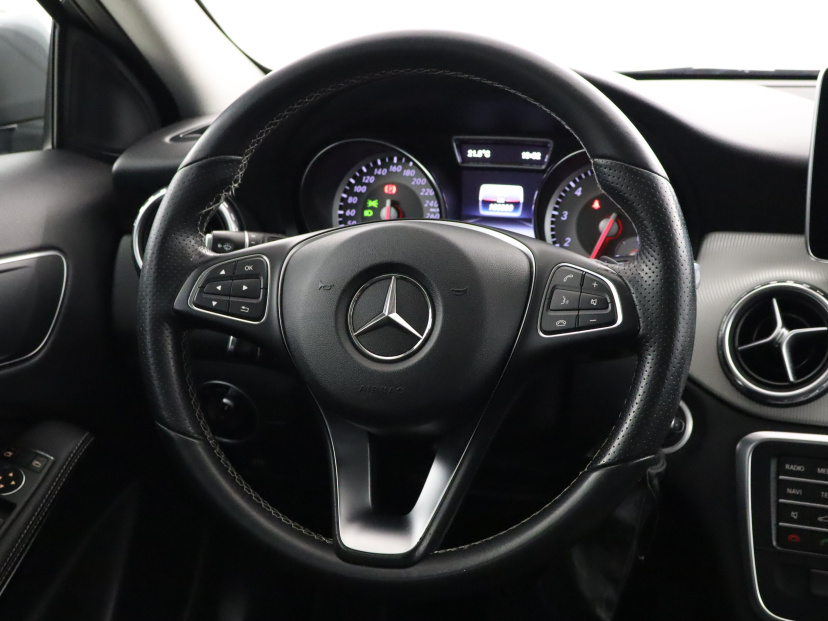 Mercedes-Benz GLA, 2016