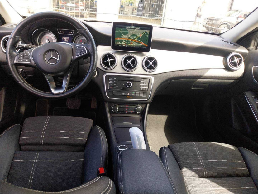 Mercedes-Benz GLA, 2016
