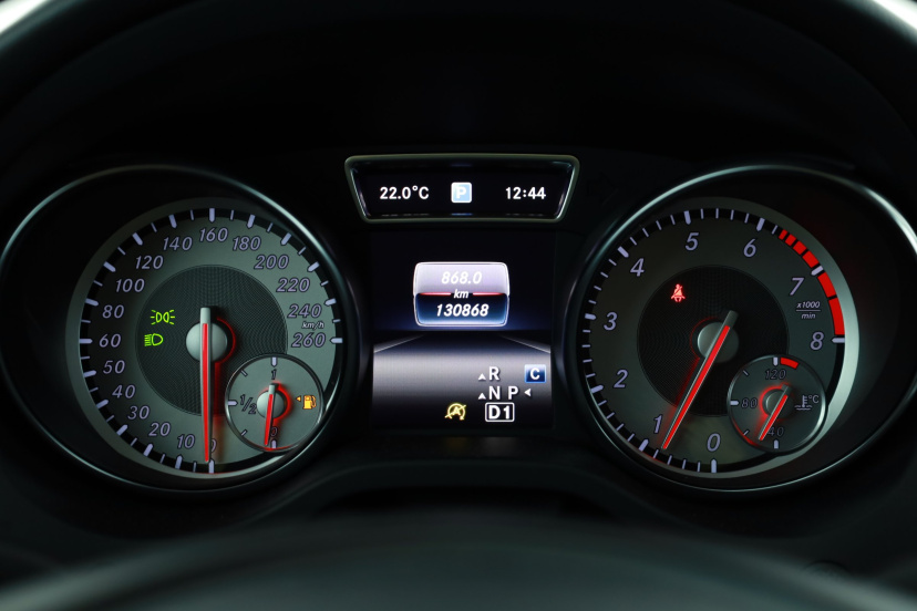 Mercedes-Benz GLA, 2016