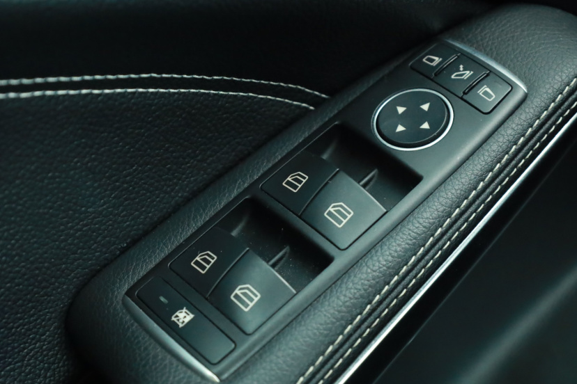 Mercedes-Benz GLA, 2016