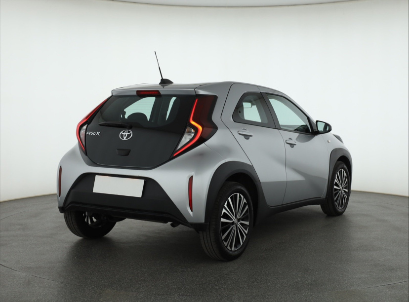 Toyota Aygo X, 2022