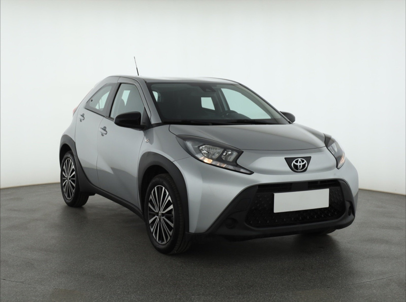 Toyota Aygo X, 2022