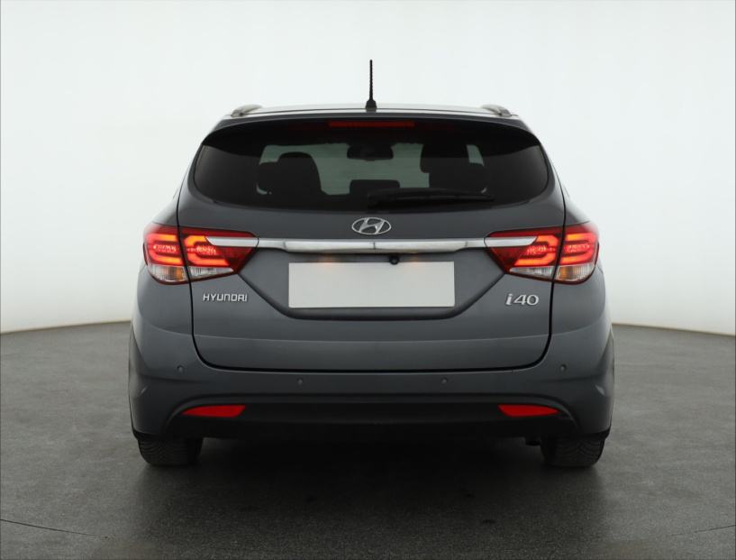 Hyundai i40, 2015