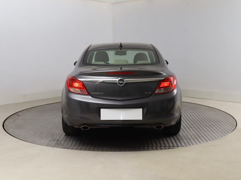 Opel Insignia, 2008