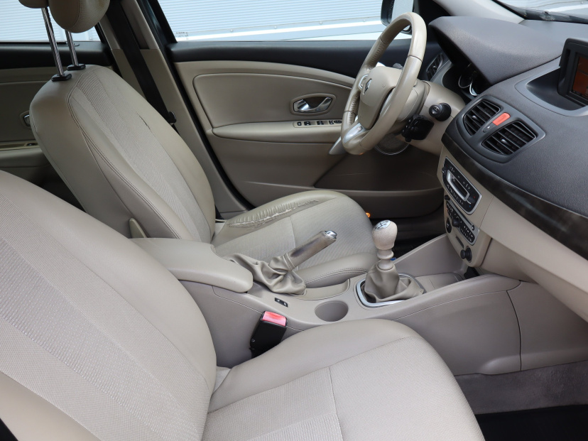 Renault Fluence, 2011