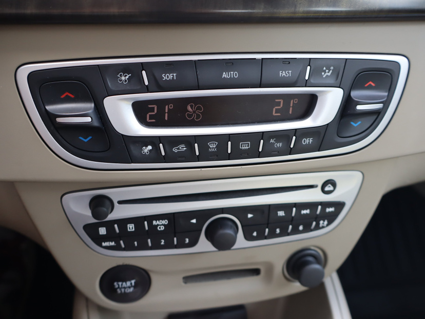 Renault Fluence, 2011