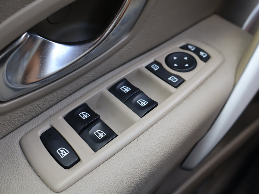 Renault Fluence, 2011