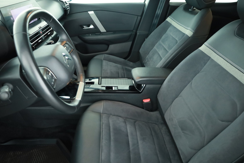 Citroen C4 X, 2023