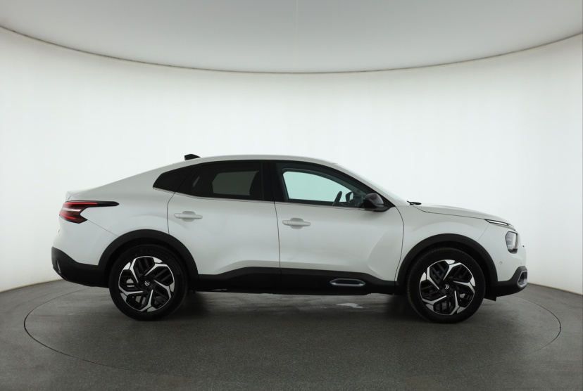 Citroen C4 X, 2023