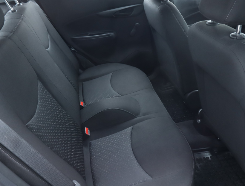 Opel Karl, 2016